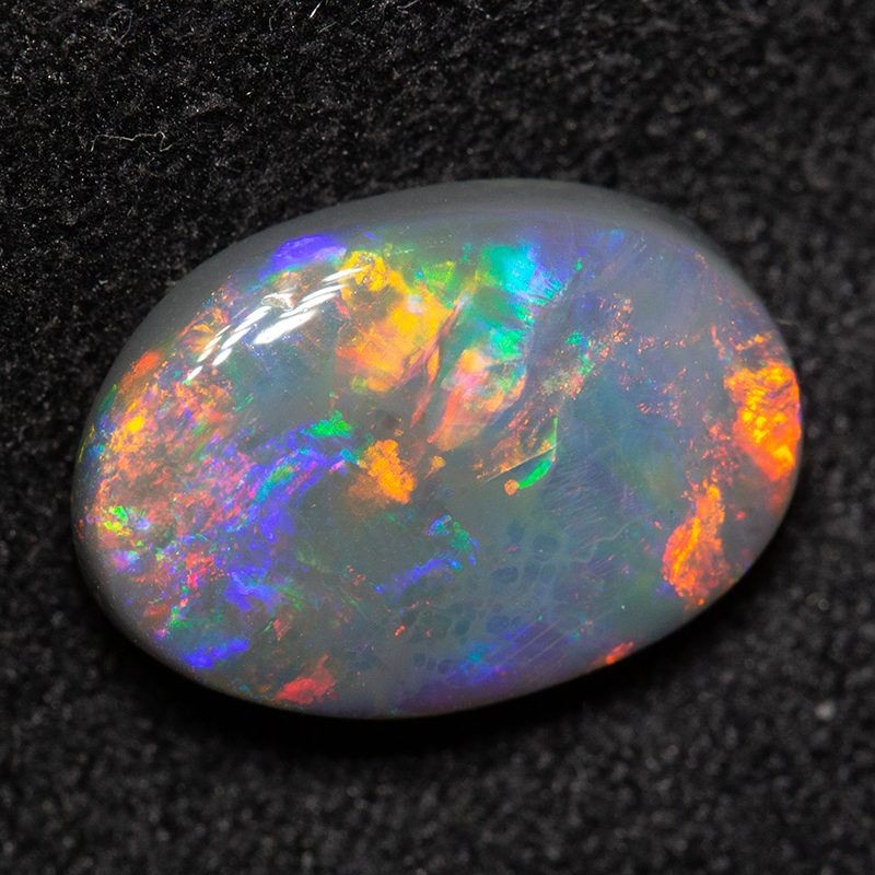 2.15 ct dark opal 11x7.7x3.5mm