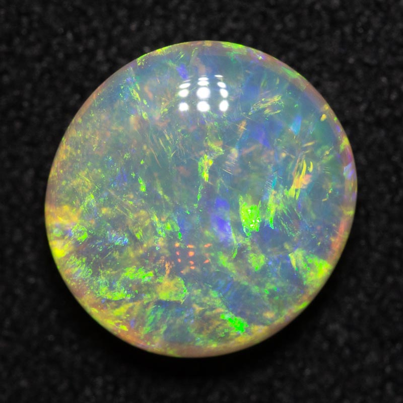 2.23 ct double-sided crystal opal 9.3x8.8x4.2mm