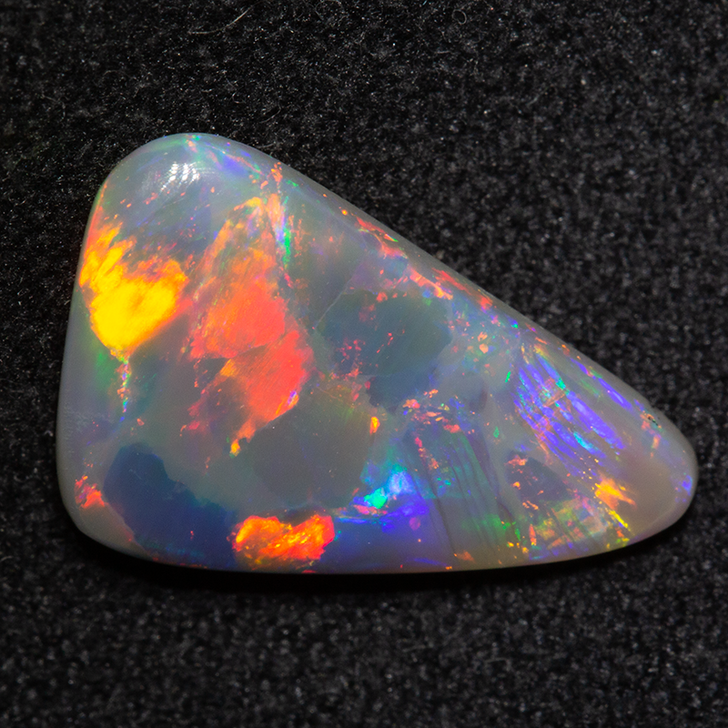 2.25 ct dark opal 13.8x9.3x3mm