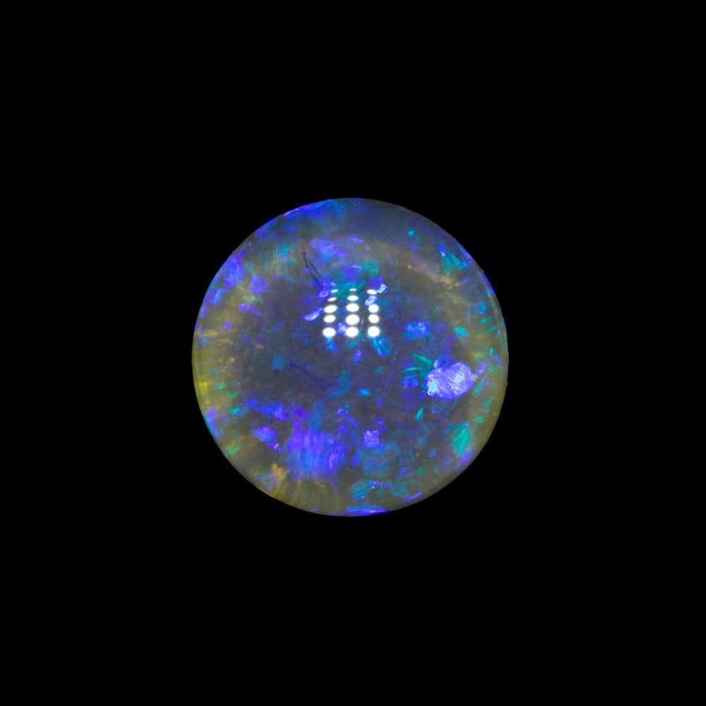 2.32 ct crystal opal 8.7x8.6x5mm