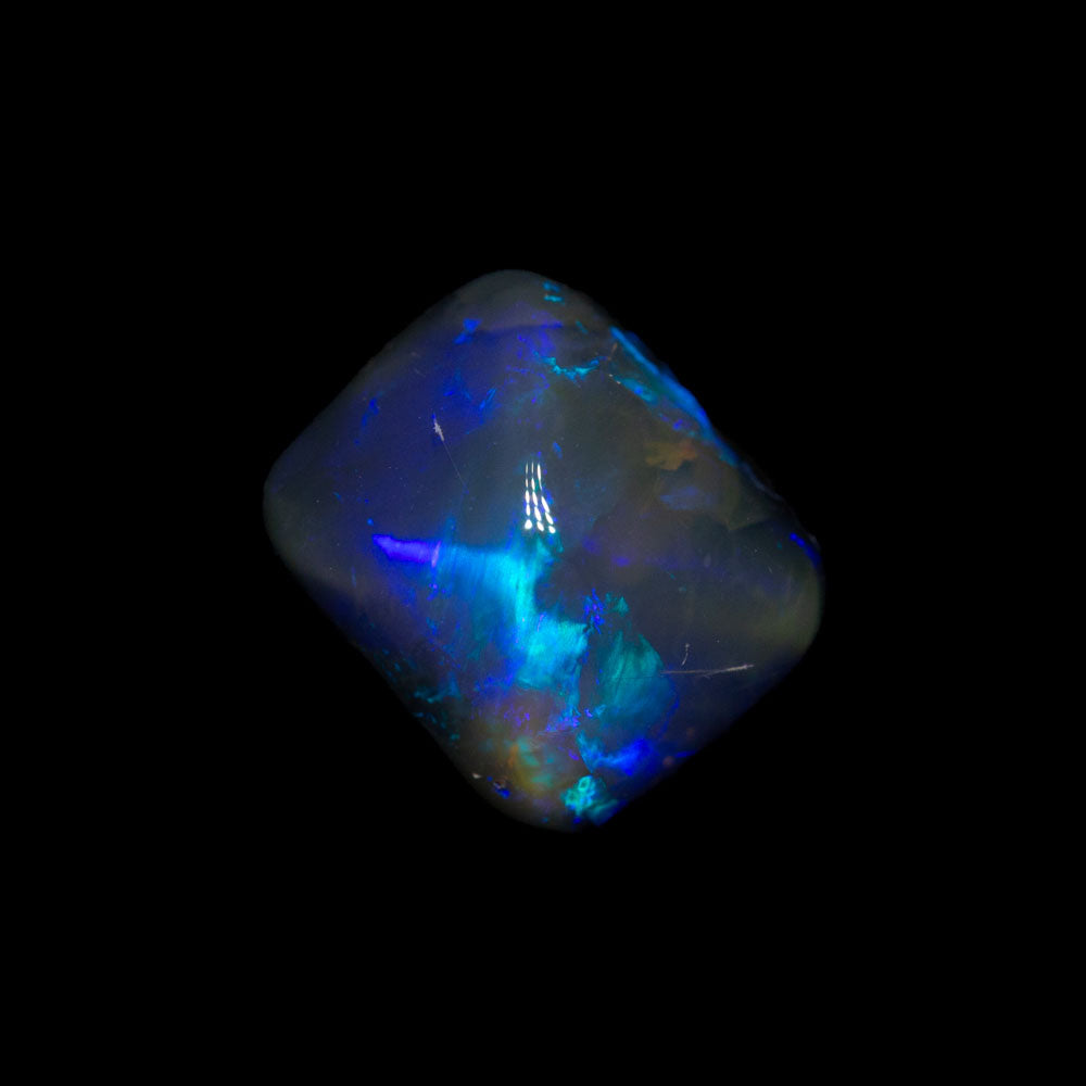 2.33 ct black opal 8.5x7.2x5.5mm
