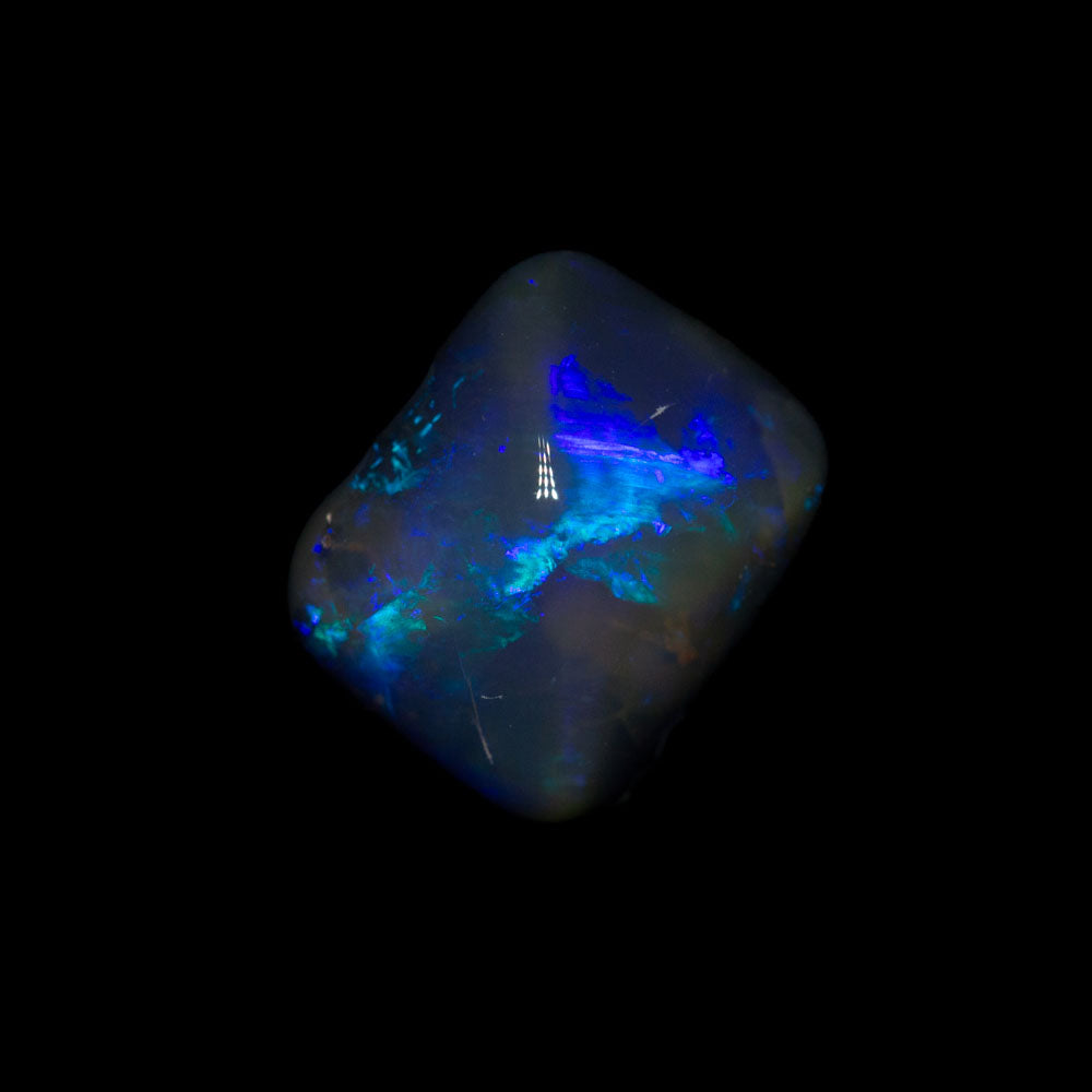 2.33 ct black opal 8.5x7.2x5.5mm