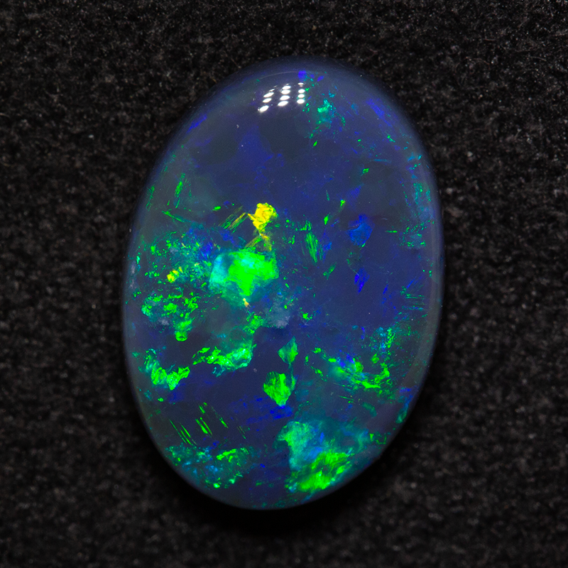 2.34 ct black opal 11.3x8x3.8mm