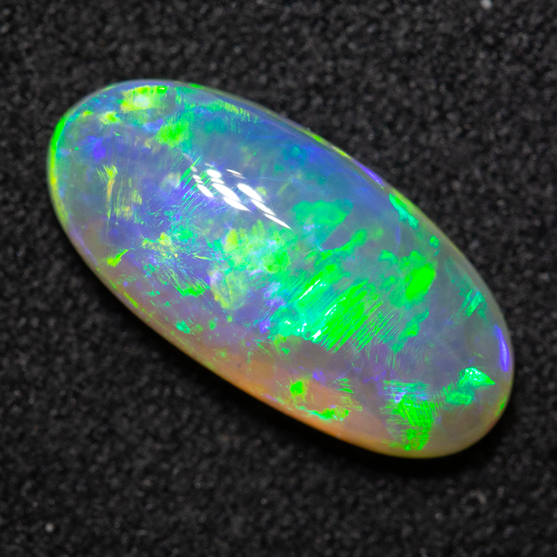 2.39 ct crystal opal 13.8x6.7x4.3mm