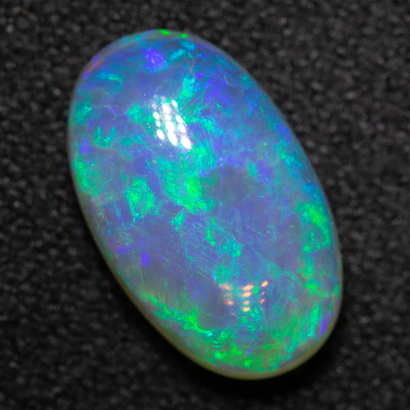 2.53 ct crystal opal 11.6x7.1x4.7mm