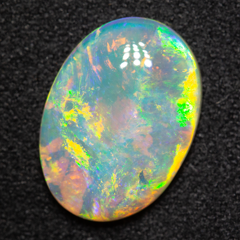 2.58 ct crystal opal 13.1x9.4x3.1mm