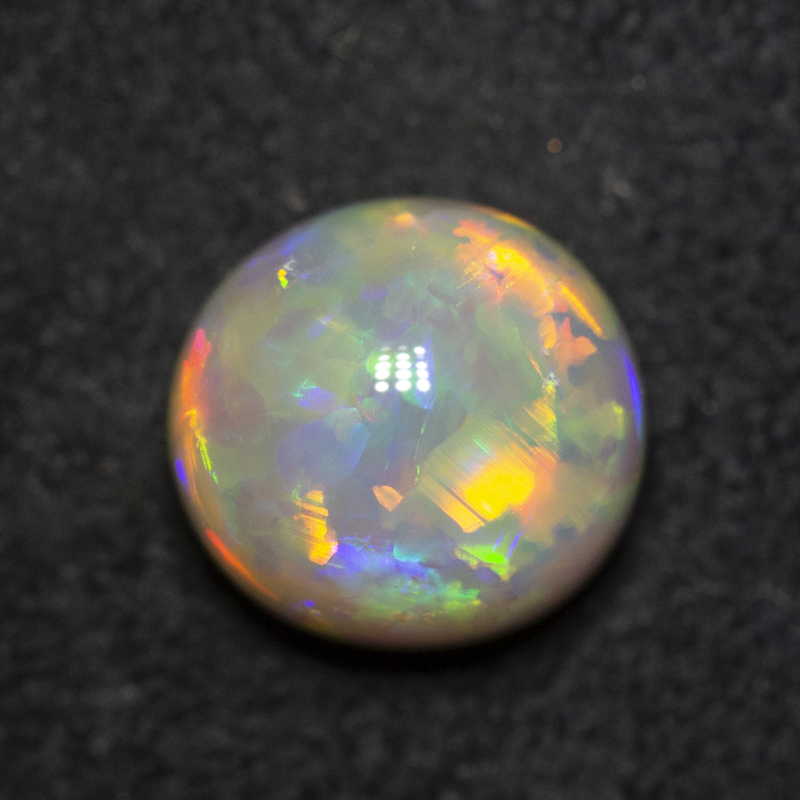 2.58 ct gem crystal opal 8.6x8.1x6.1mm