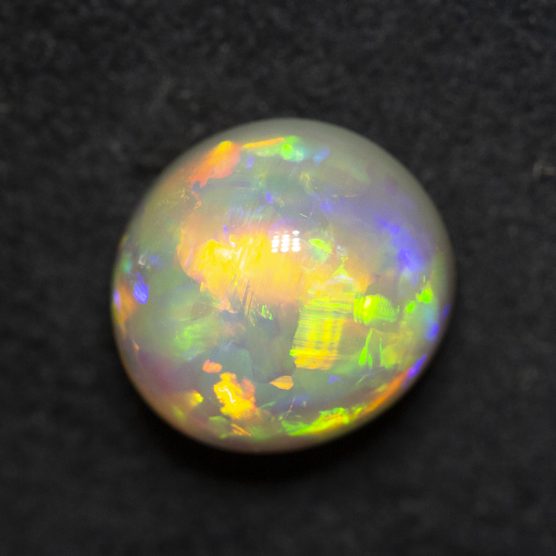 2.58 ct gem crystal opal 8.6x8.1x6.1mm