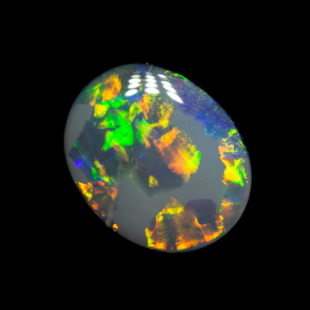 2.63 ct black opal 10.8x8.9x4.1mm