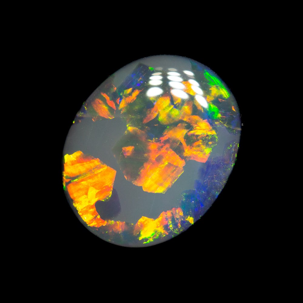 2.63 ct black opal 10.8x8.9x4.1mm