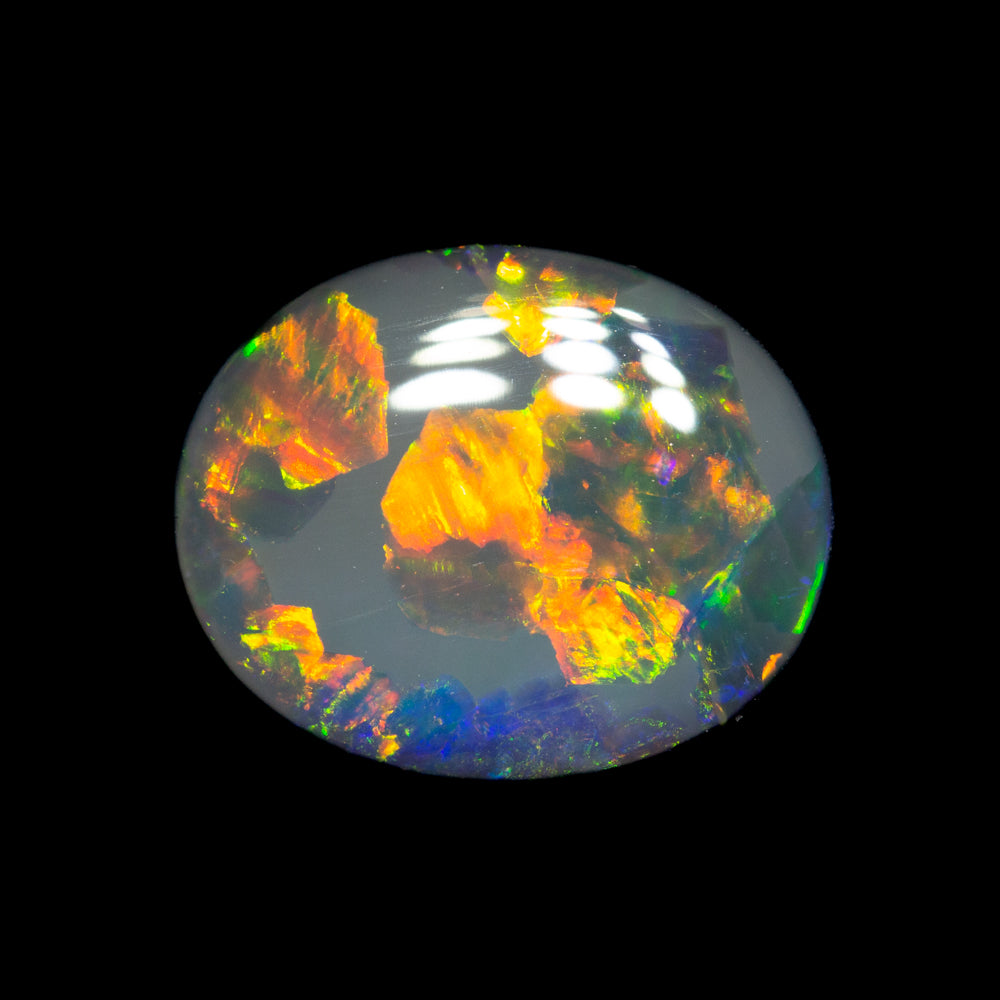 2.63 ct black opal 10.8x8.9x4.1mm