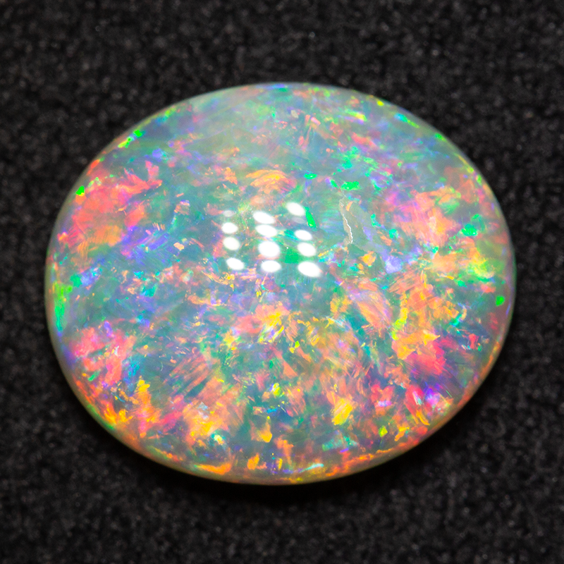 2.65 ct crystal opal 11.4x9.8x4.1mm