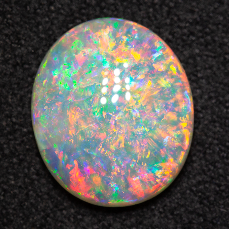 2.65 ct crystal opal 11.4x9.8x4.1mm