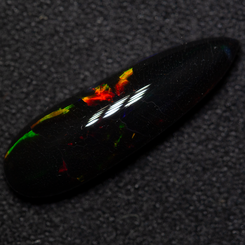 2.80 ct black opal 18.3x5.7x4.1mm