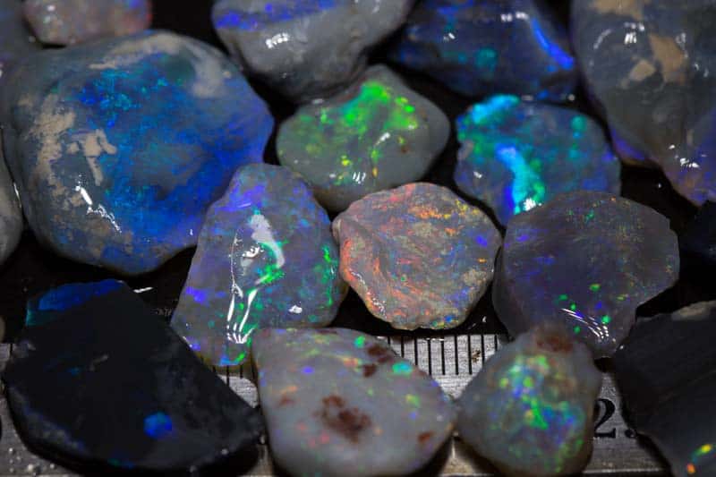 21pc rough opal parce 218ct1