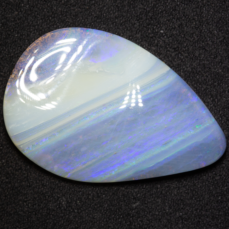 26.24 ct boulder opal 32x21.5x6.3mm