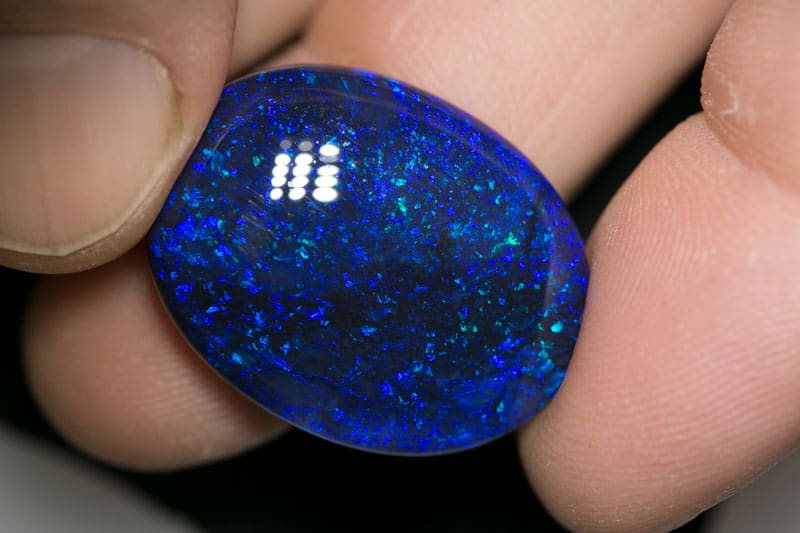 28.65 ct large black opal 27x21x8mm