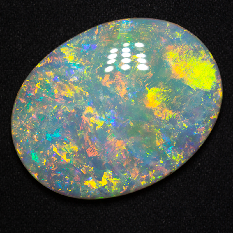 29.77 ct crystal opal 31x23.4x6.2mm