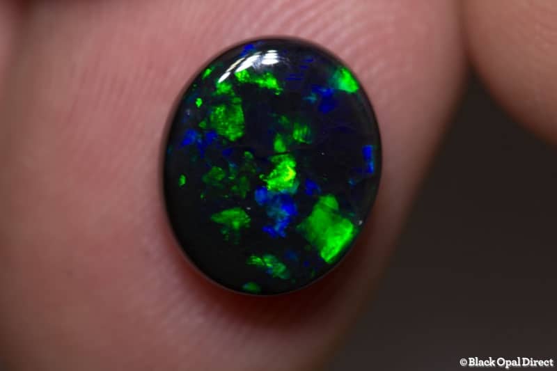 3.05 ct black opal 11x9x4mm
