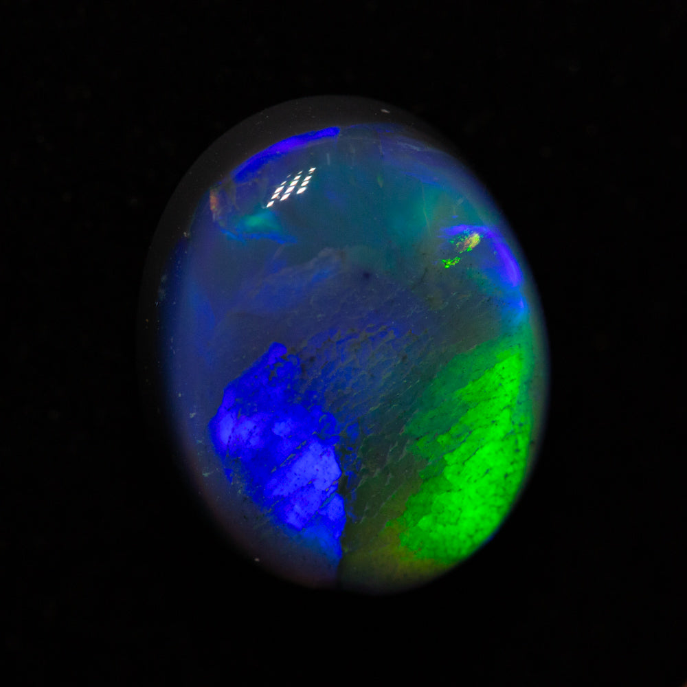 3.19 ct black opal 10.9x8.8x5mm