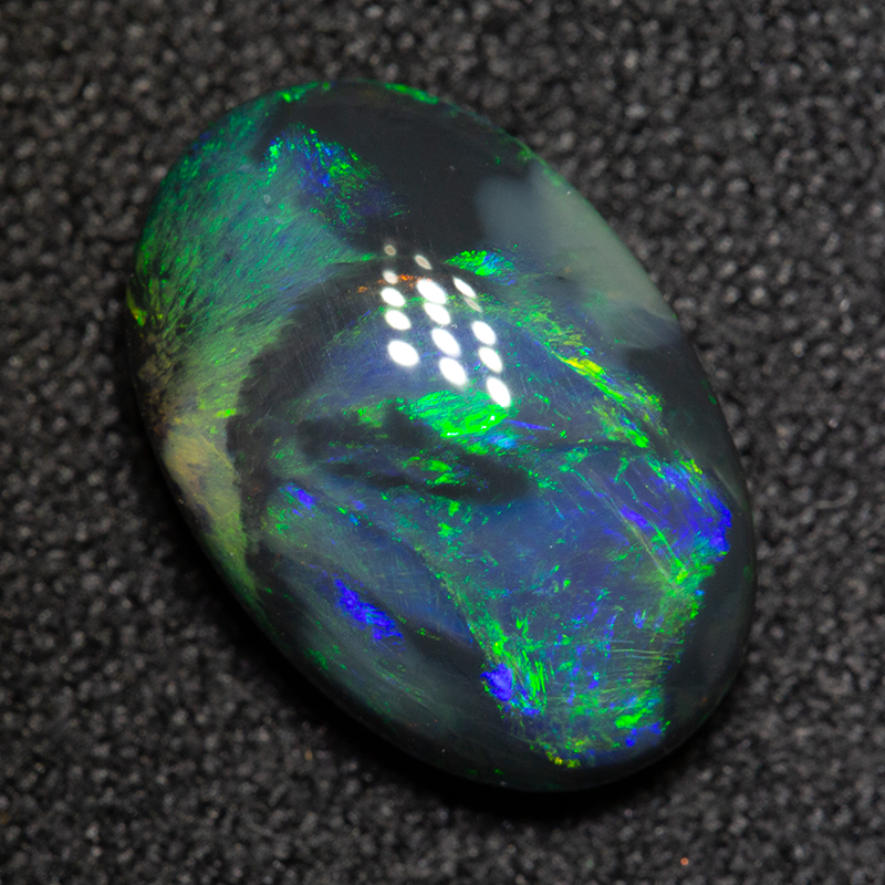 3.20 ct black opal 12.9x8.6x4.6mm