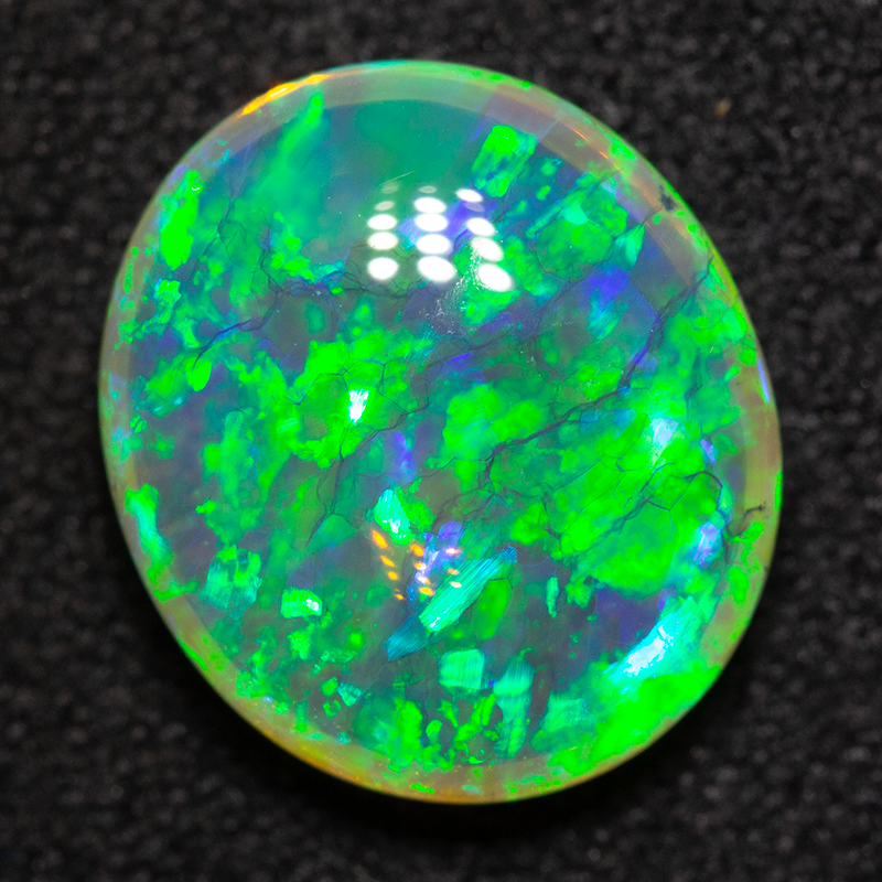 3.42 ct double-sided crystal opal 11.9x10.3x4.6mm