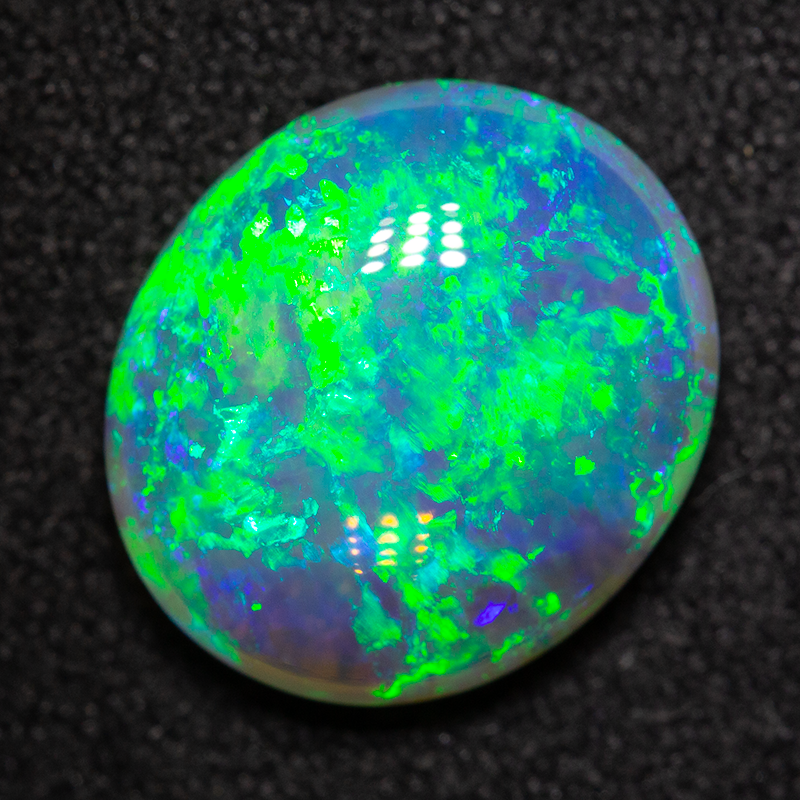 3.42 ct double-sided crystal opal 11.9x10.3x4.6mm