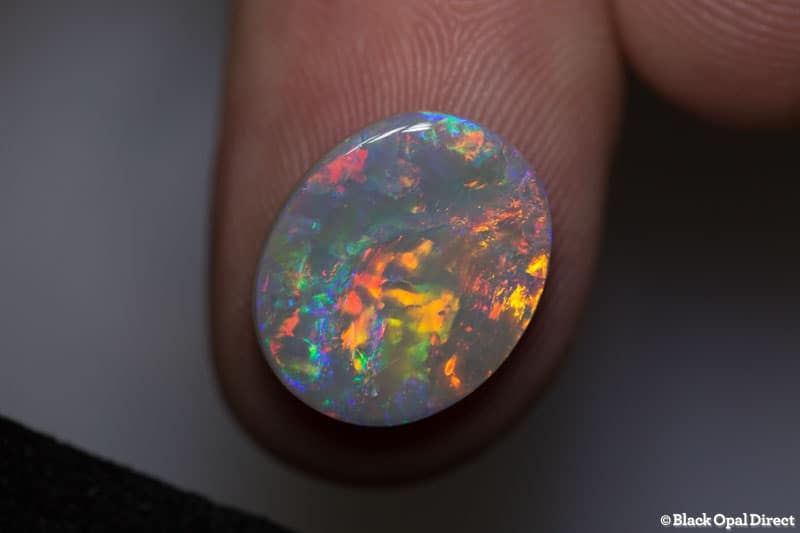 3.45 ct light opal 15x12.5x3mm