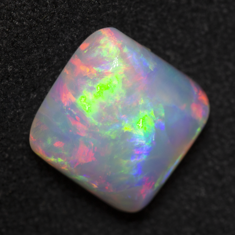 3.49 ct crystal opal 9.8x9.4x4.6mm
