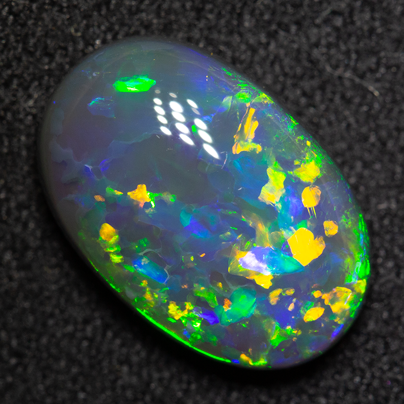 3.60 ct black opal 13.1x8.8x4.8mm