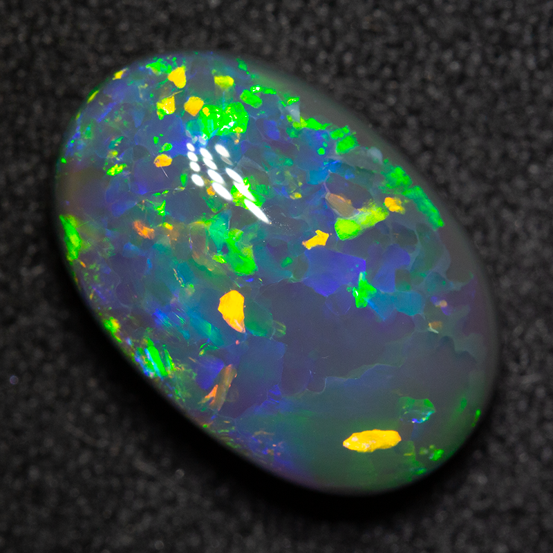 3.60 ct black opal 13.1x8.8x4.8mm