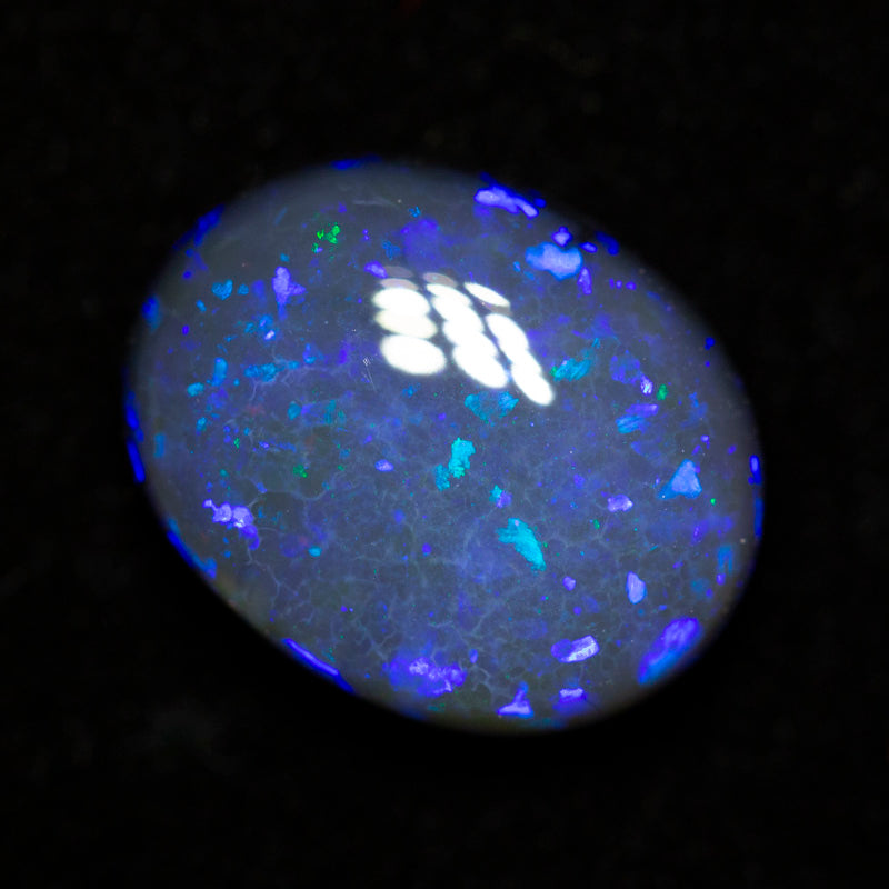 3.61 ct black opal 12.2x9.6x4.8mm