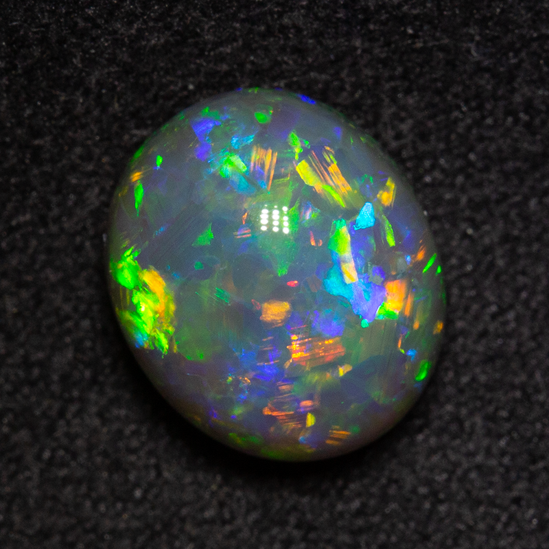 3.64 ct gem crystal opal 10.2x8.8x6.7mm