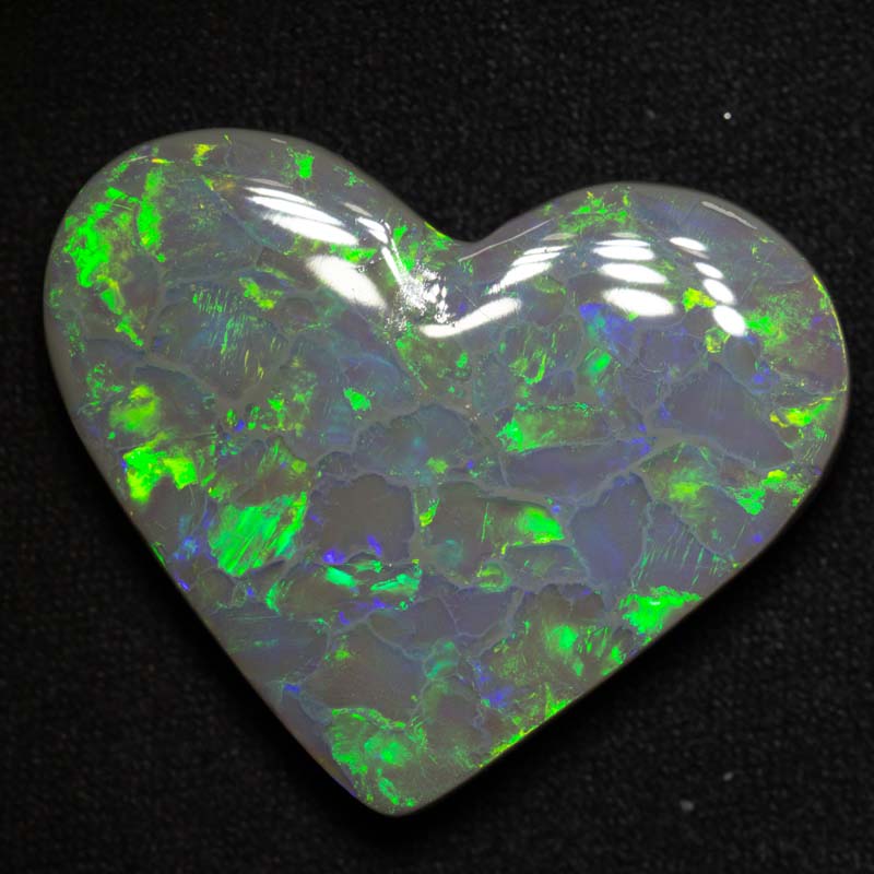 31.58 ct dark opal heart 31x24.3x7.6mm