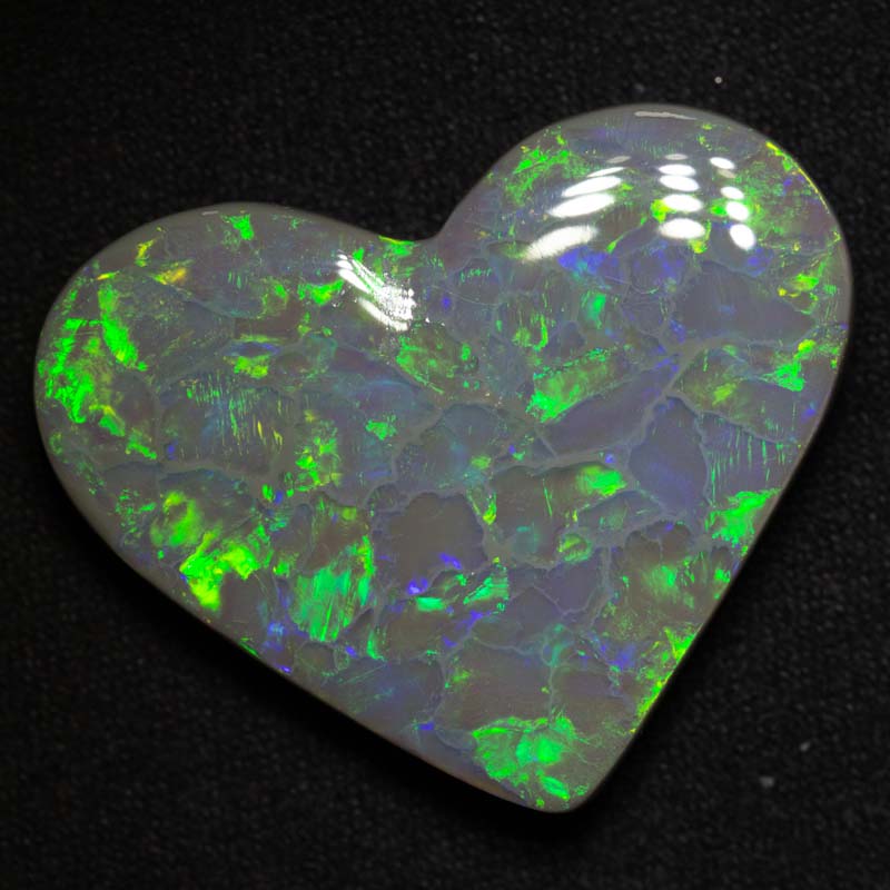 31.58 ct dark opal heart 31x24.3x7.6mm