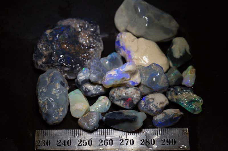 318ct rough opal parcel for beginners