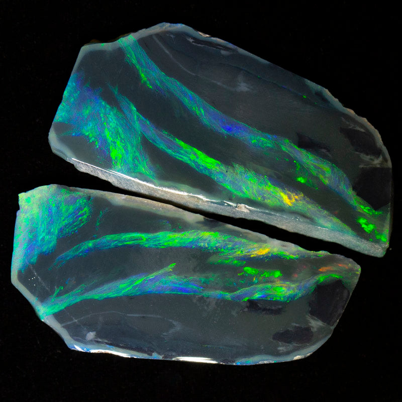 38.45 ct black opal specimen 38x18.1x4.4mm