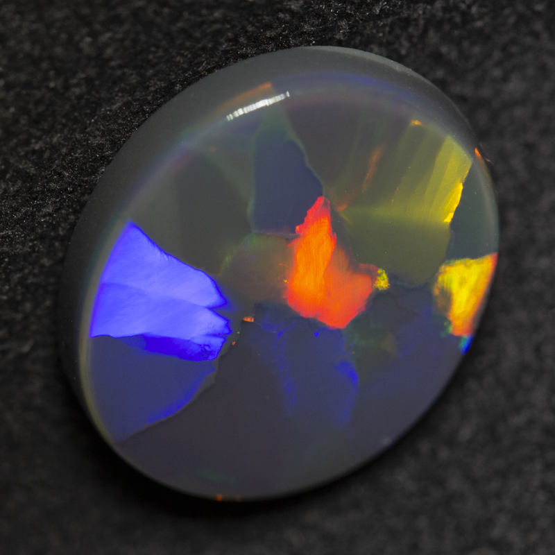 4.15 ct black opal 13.4x11.6x3.7mm
