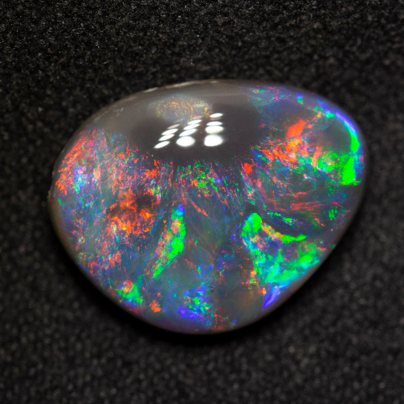 4.22 ct gem dark opal 13.8x10.7x4.9mm