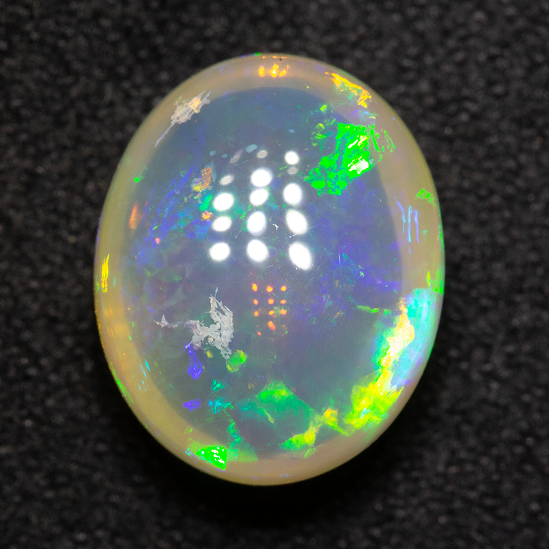 4.48 ct double-sided crystal opal 11.7x9.4x6.5mm