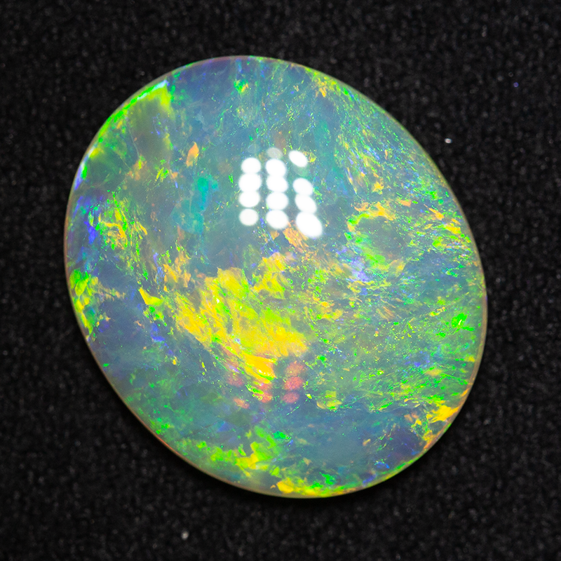 4.61 ct crystal opal 15.6x13.3x3.6mm