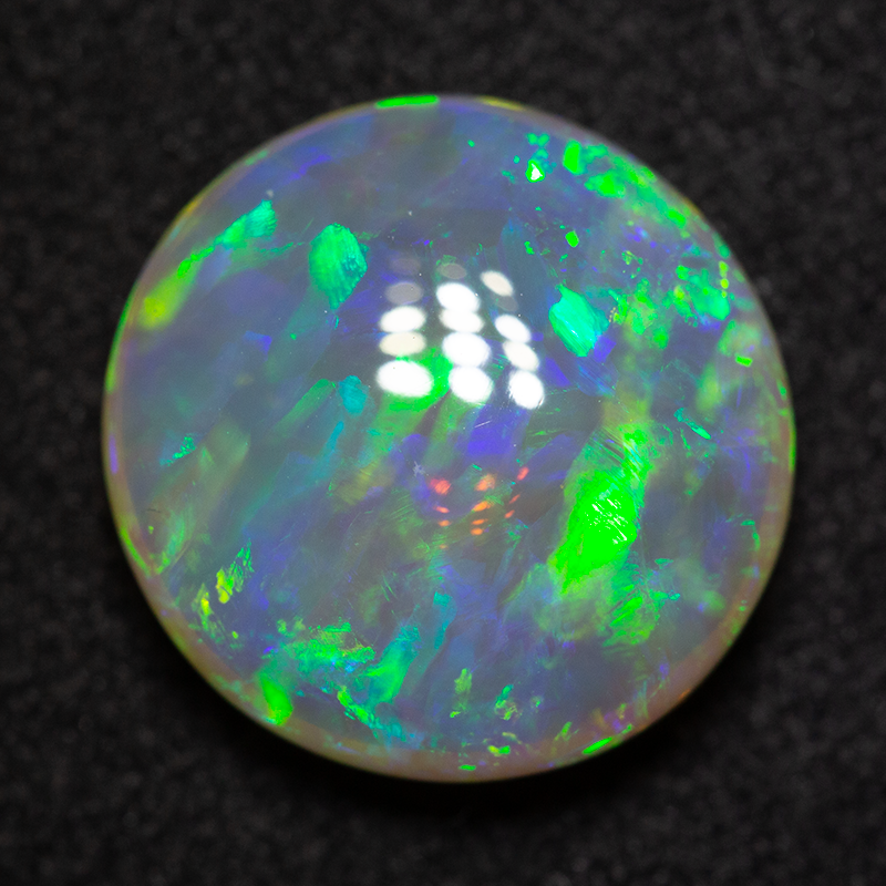 4.64 ct double-sided crystal opal 12.7x12.3x5mm