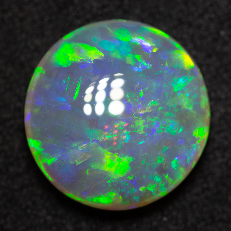 4.64 ct double-sided crystal opal 12.7x12.3x5mm