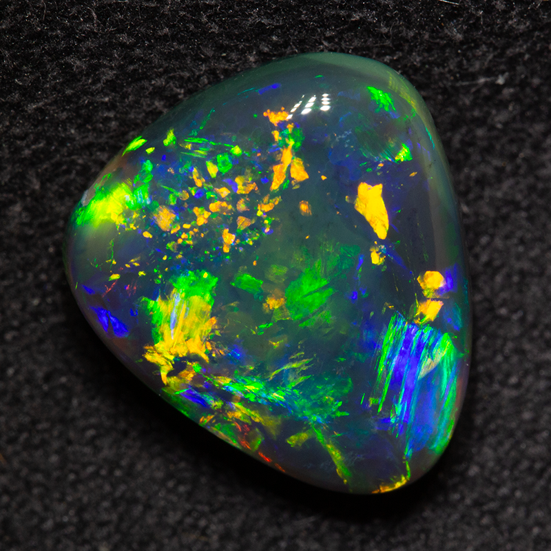4.68 ct gem black opal 12.3x11x5.6mm