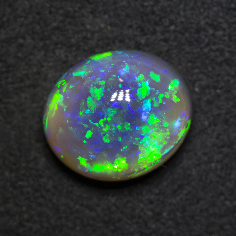 4.72 ct gem black opal 11.6x10x6.8mm