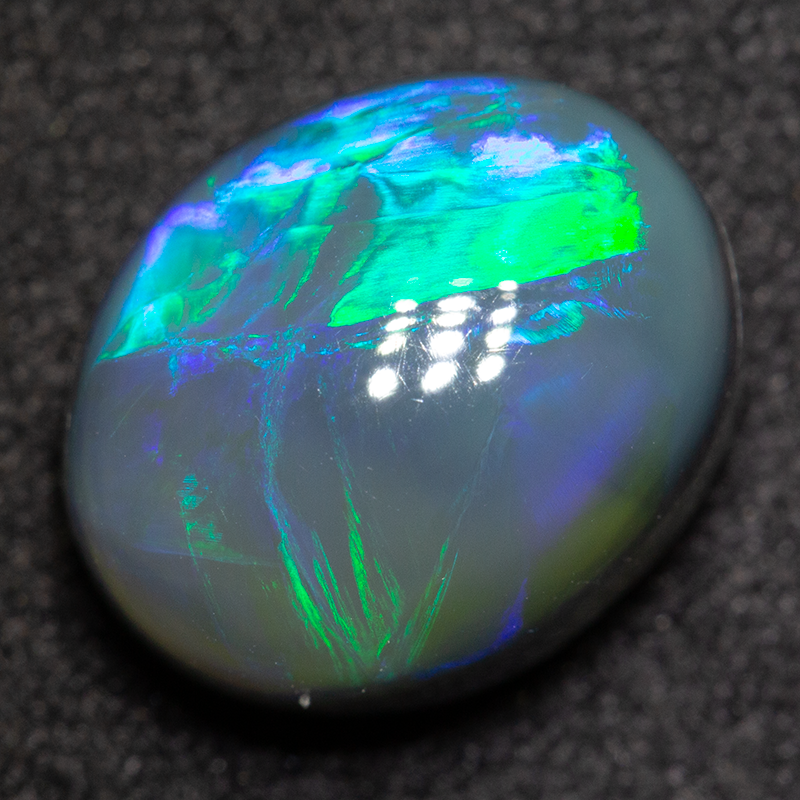4.76 ct black opal 11.6x9.5x7mm
