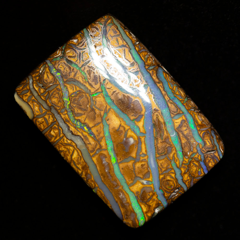 40.30 ct boulder opal 25.5x17.8x8mm