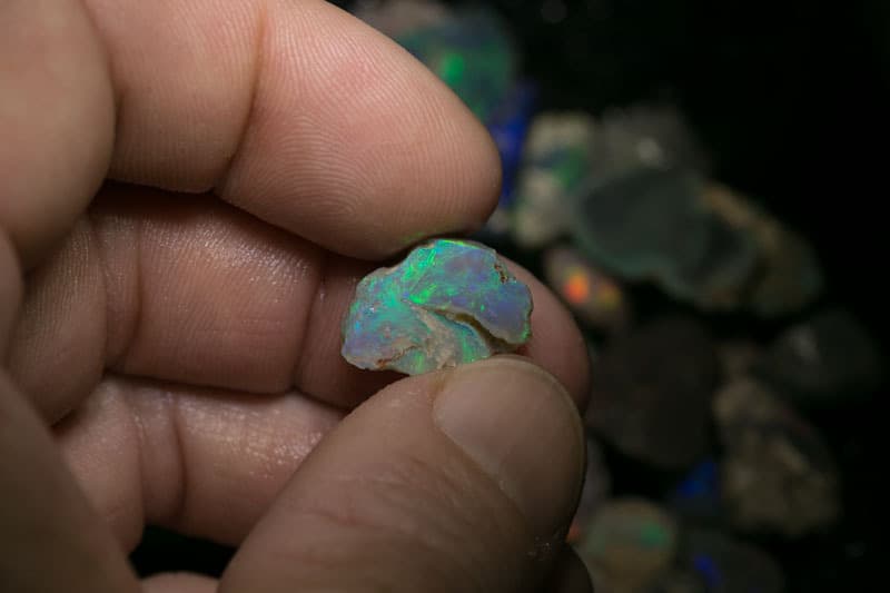 400 ct rough and rubbed opal parcel