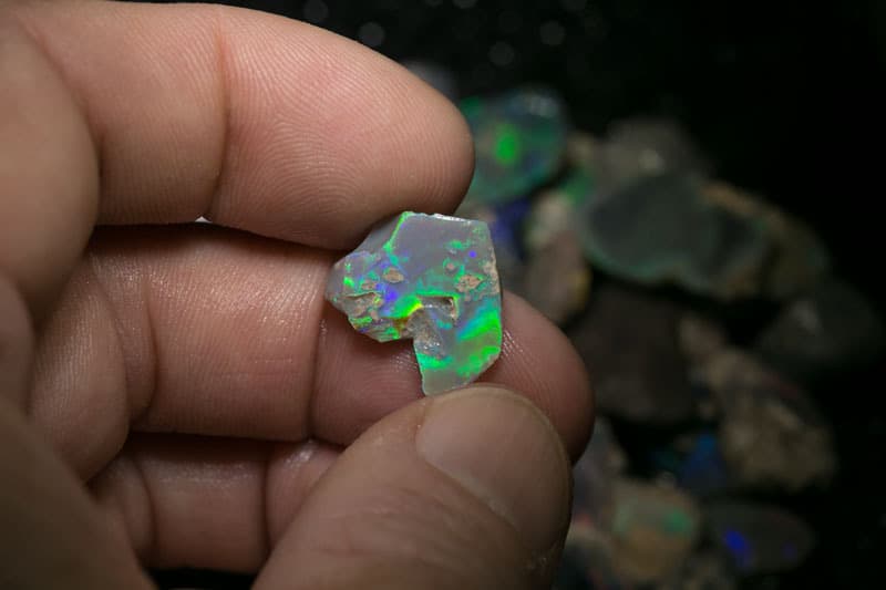 400 ct rough and rubbed opal parcel