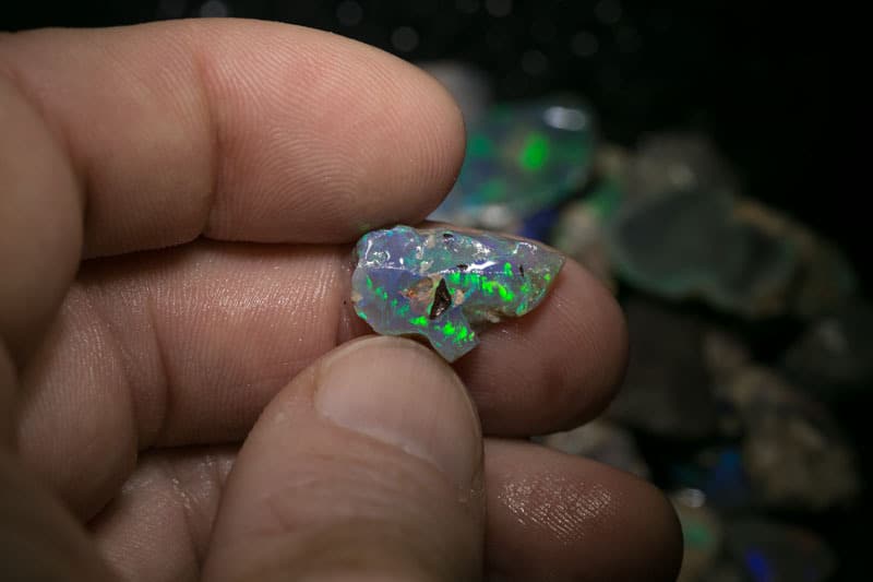 400 ct rough and rubbed opal parcel